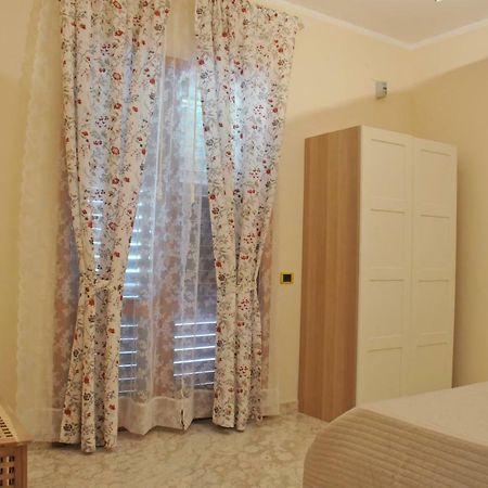 Paestum Rosae Bed and Breakfast Buitenkant foto