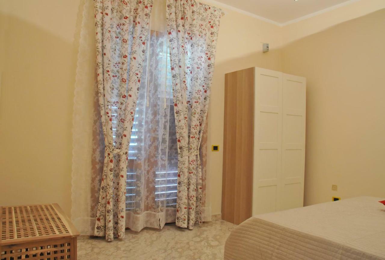 Paestum Rosae Bed and Breakfast Buitenkant foto