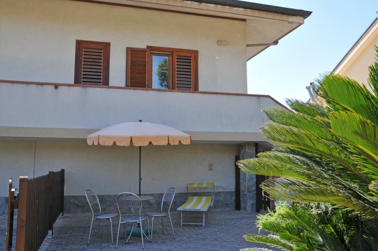 Paestum Rosae Bed and Breakfast Buitenkant foto